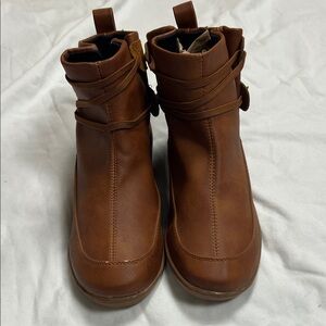 Women's Brown Ankle Boots - Classic Leather Look